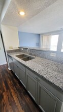 1610 Arlyn Cir in Charlotte, NC - Building Photo - Building Photo