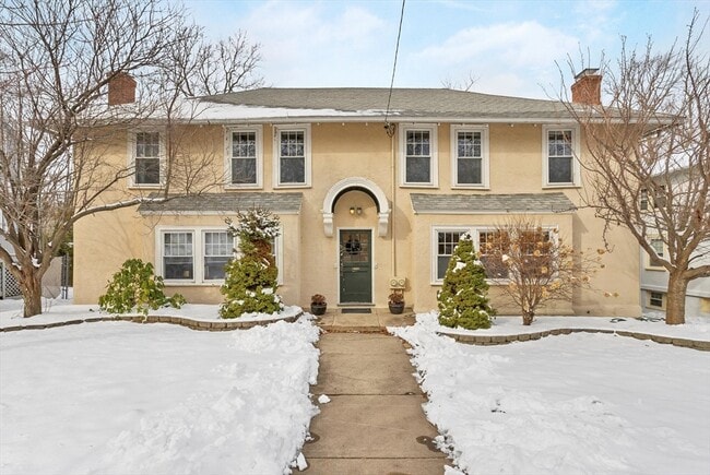 property at 306 Edge Hill Rd