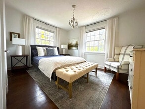 1900 Lombardy Ave in Nashville, TN - Foto de edificio - Building Photo