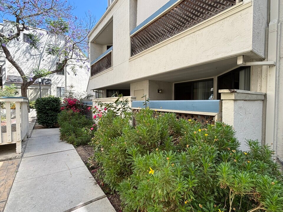 2232 River Run Dr in San Diego, CA - Building Photo