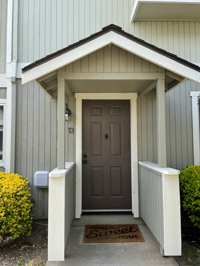 21564 Meekland Ave Rentals in Hayward, CA