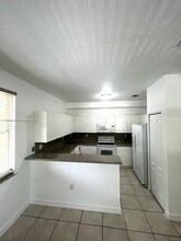 110 Jacaranda Country Club Dr in Plantation, FL - Building Photo - Building Photo
