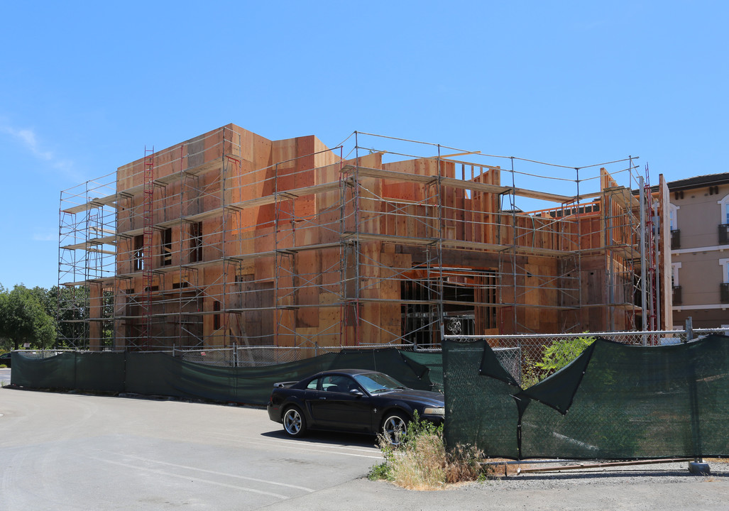 San Ramon Valley BVD Apartments in San Ramon, CA - Building Photo