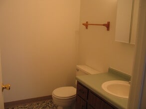 Deer Run Apartments in Chesterton, IN - Building Photo - Building Photo