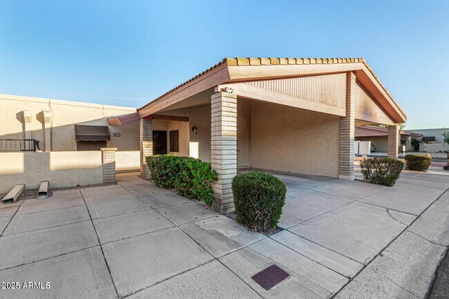 12017 N 27th Pl in Phoenix, AZ - Building Photo - Building Photo