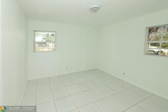 1132 NW 5th Ct-Unit -0 in Fort Lauderdale, FL - Building Photo - Building Photo