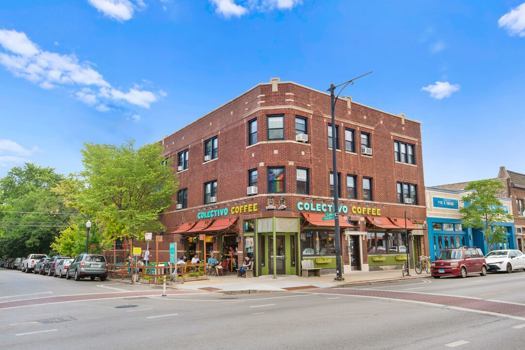 5425 N Clark Apartments in Chicago, IL - Foto de edificio