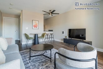 900 E Hillsdale Blvd in Foster City, CA - Foto de edificio - Building Photo