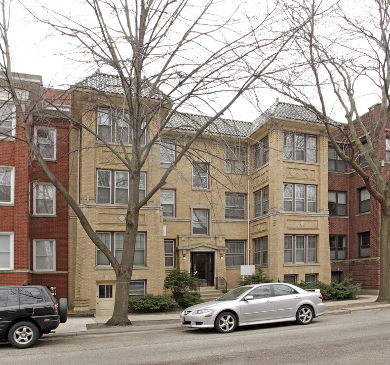 Edgewater in Chicago, IL - Building Photo