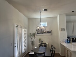 4050 McKinney Ave in Dallas, TX - Building Photo - Building Photo