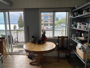 12 Rosehill St in Nanaimo, BC - Building Photo - Building Photo