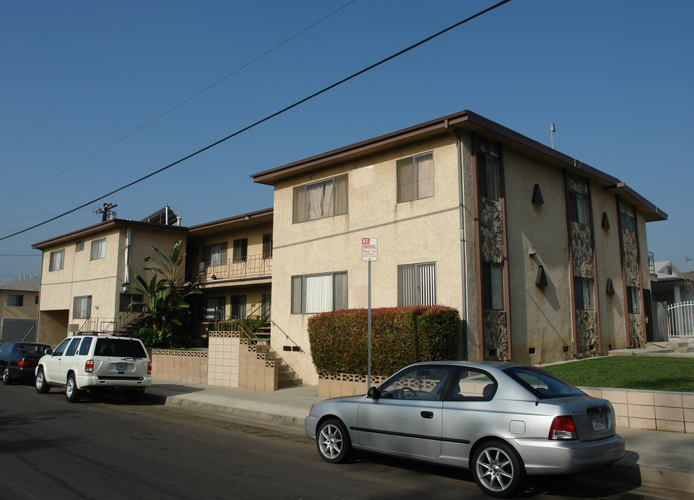 3365 Portner St in Los Angeles, CA - Building Photo