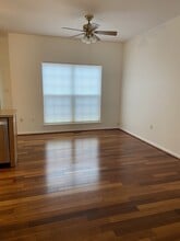 42710 Cool Breeze Square in Leesburg, VA - Building Photo - Building Photo