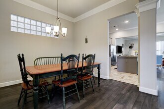 5326 Larkin St in Houston, TX - Building Photo - Building Photo