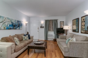 2134 Fairfax Ave in Nashville, TN - Building Photo