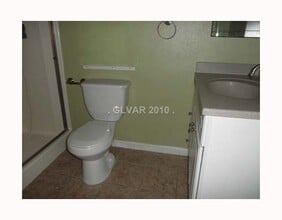 5650 Sea Breeze Ave in Las Vegas, NV - Building Photo - Building Photo