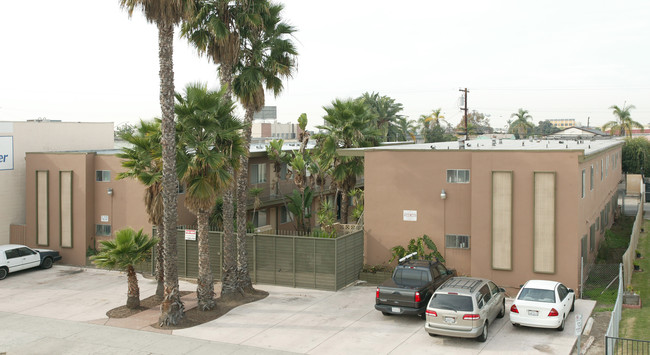 43rd Street Apartments in San Diego, CA - Building Photo - Building Photo