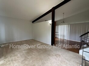 6002 Ridge View Dr in Alexandria, VA - Building Photo - Building Photo