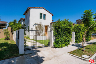 6721 Drexel Ave in Los Angeles, CA - Foto de edificio - Building Photo