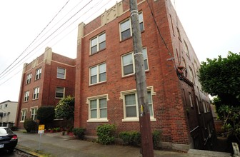 5705 Phinney Ave N in Seattle, WA - Building Photo - Building Photo