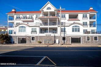 1 Boulevard in Seaside Heights, NJ - Building Photo - Building Photo