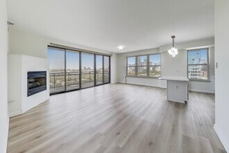 5 E 14th Pl in Chicago, IL - Building Photo - Building Photo