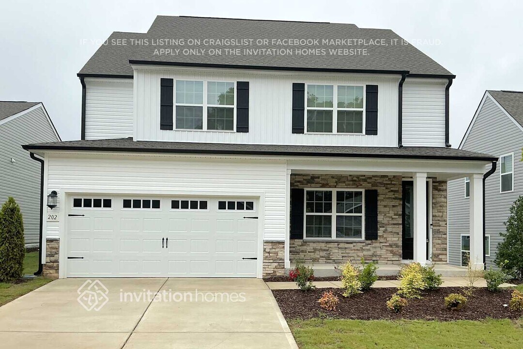 202 Jetson Crk Wy in Youngsville, NC - Building Photo