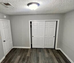 2113 33rd Ave in Gulfport, MS - Building Photo - Building Photo