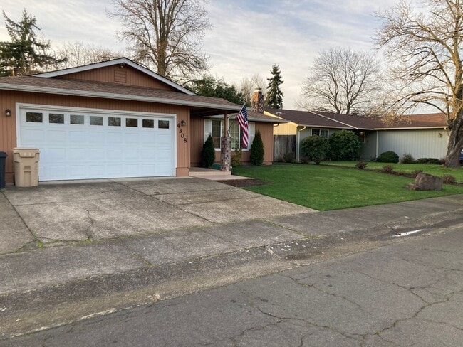 4308 Madrona Way SE in Albany, OR - Building Photo - Building Photo