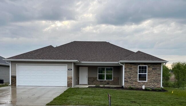 property at 5556 Sweetgum Cir