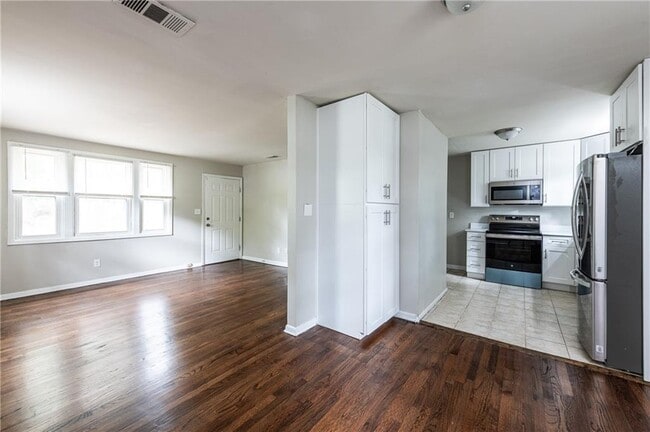 3527 Bolfair Dr NW in Atlanta, GA - Building Photo - Building Photo