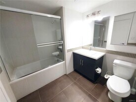 159 W Green St in Pasadena, CA - Building Photo