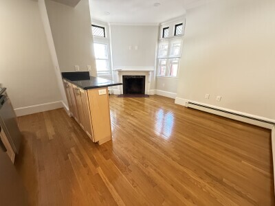 199 Commonwealth Ave, Unit B in Boston, MA - Building Photo