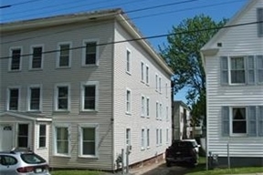 27 High St in Biddeford, ME - Foto de edificio - Building Photo