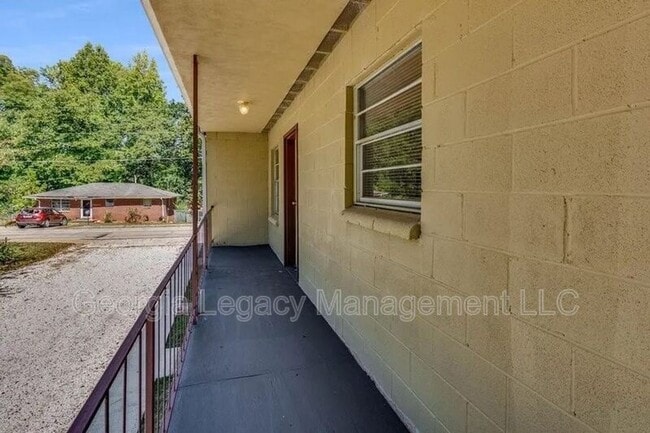 65 Hughes St in Toccoa, GA - Building Photo - Building Photo