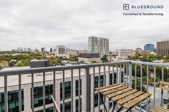 615 W 7th St in Austin, TX - Building Photo - Building Photo