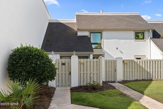 4305 Bay Point Rd in Panama City Beach, FL - Building Photo - Building Photo