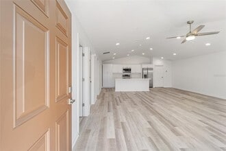 7460 NW 44th Ln in Ocala, FL - Building Photo - Building Photo