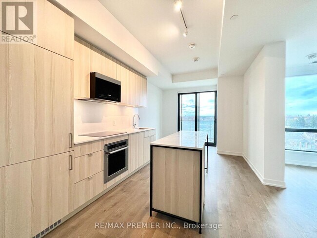 251 Masonry Wy in Mississauga, ON - Building Photo - Building Photo