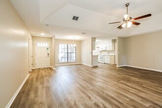 2098 Allison Ct in Middleburg, FL - Building Photo - Building Photo