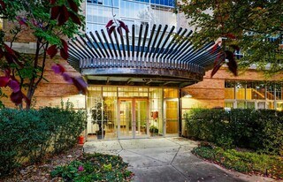 7752 E 4th Ave in Denver, CO - Building Photo