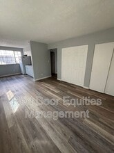 117 W Walnut St in Lancaster, OH - Building Photo - Building Photo