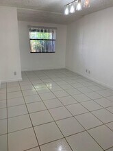 4958 Alder Dr in West Palm Beach, FL - Building Photo - Building Photo
