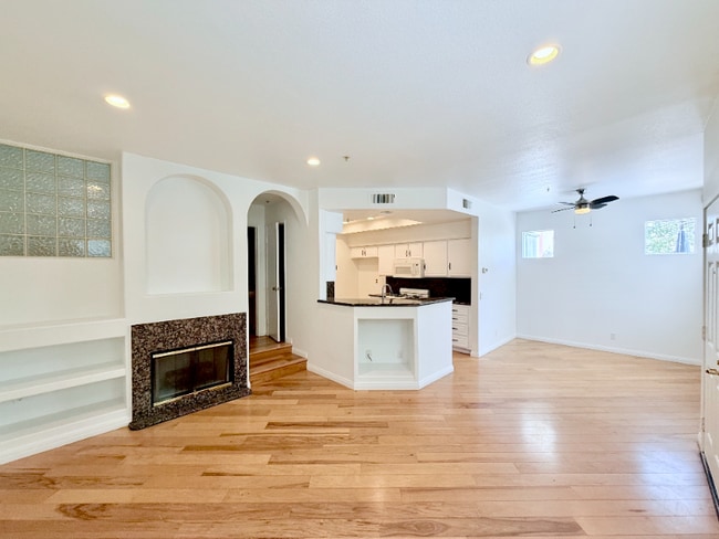 property at 109 Santa Barbara Ct
