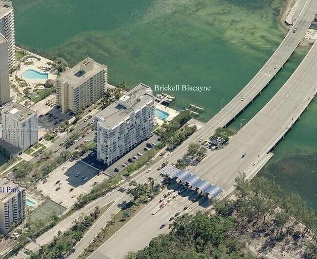 property at 150 SE 25th Rd