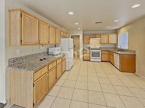 9608 Kelly Creek Ave in Las Vegas, NV - Building Photo - Building Photo