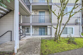 Martine Apartments in Bellevue, WA - Foto de edificio - Interior Photo