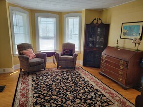 29 Green St, Unit 29 Green Street in Bellows Falls, VT - Foto de edificio - Building Photo