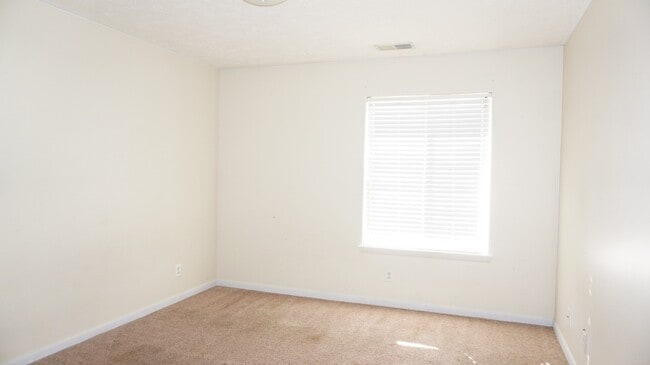 3374 Galleria Dr in Fayetteville, NC - Building Photo - Building Photo