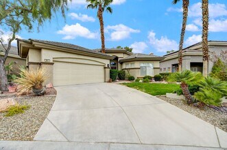 601 Summer Mesa Dr in Las Vegas, NV - Building Photo - Building Photo